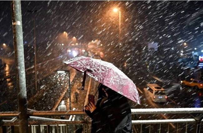 İstanbul'da hangi ilçelere kar yağacak? Uyarılar peş peşe geldi! Hafta sonuna dikkat 3